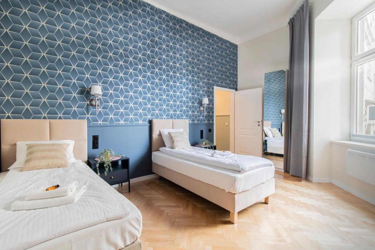 Modern Apartments Pilsudskiego Street Красков Екстериор снимка
