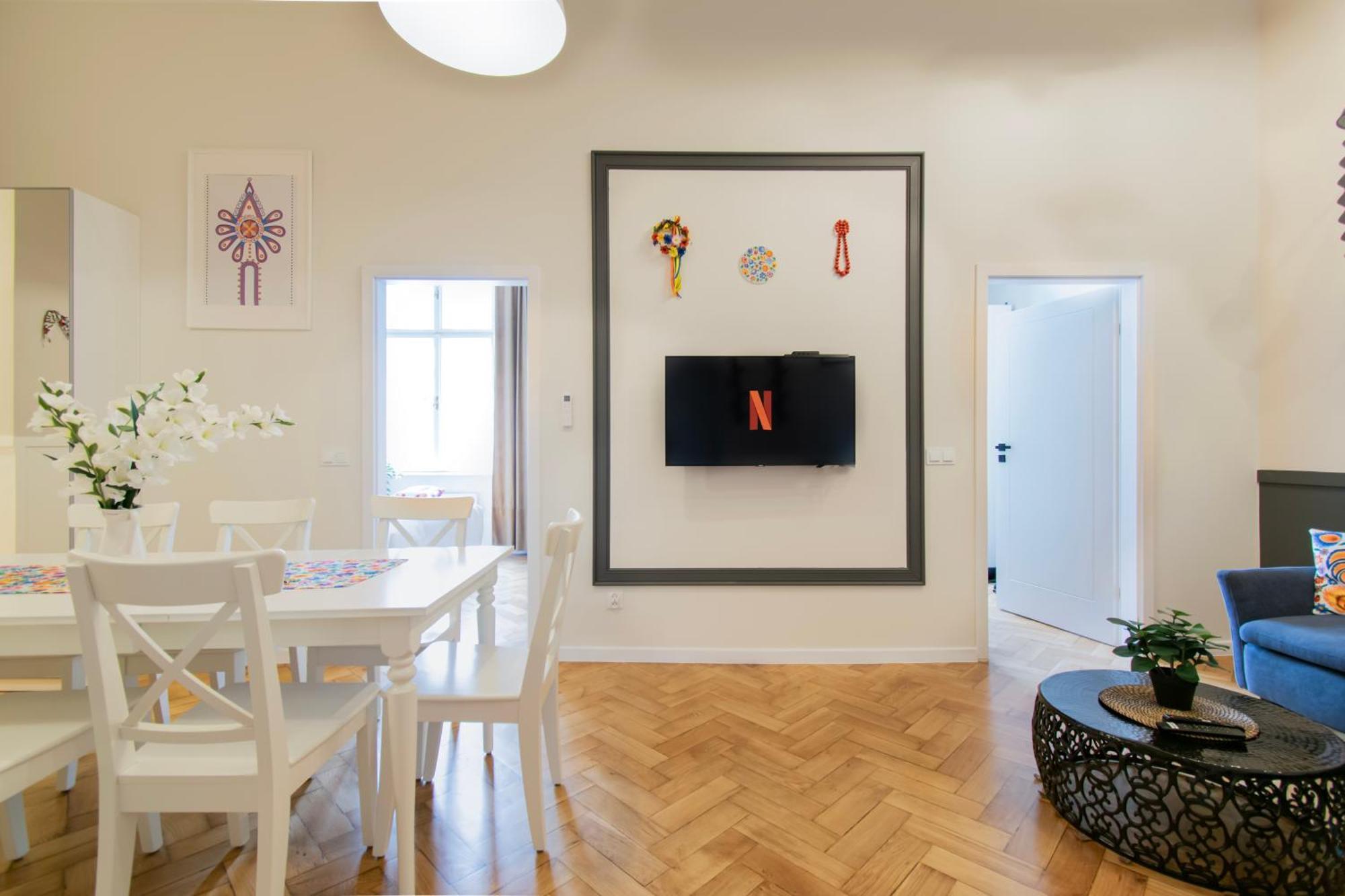 Modern Apartments Pilsudskiego Street Красков Екстериор снимка